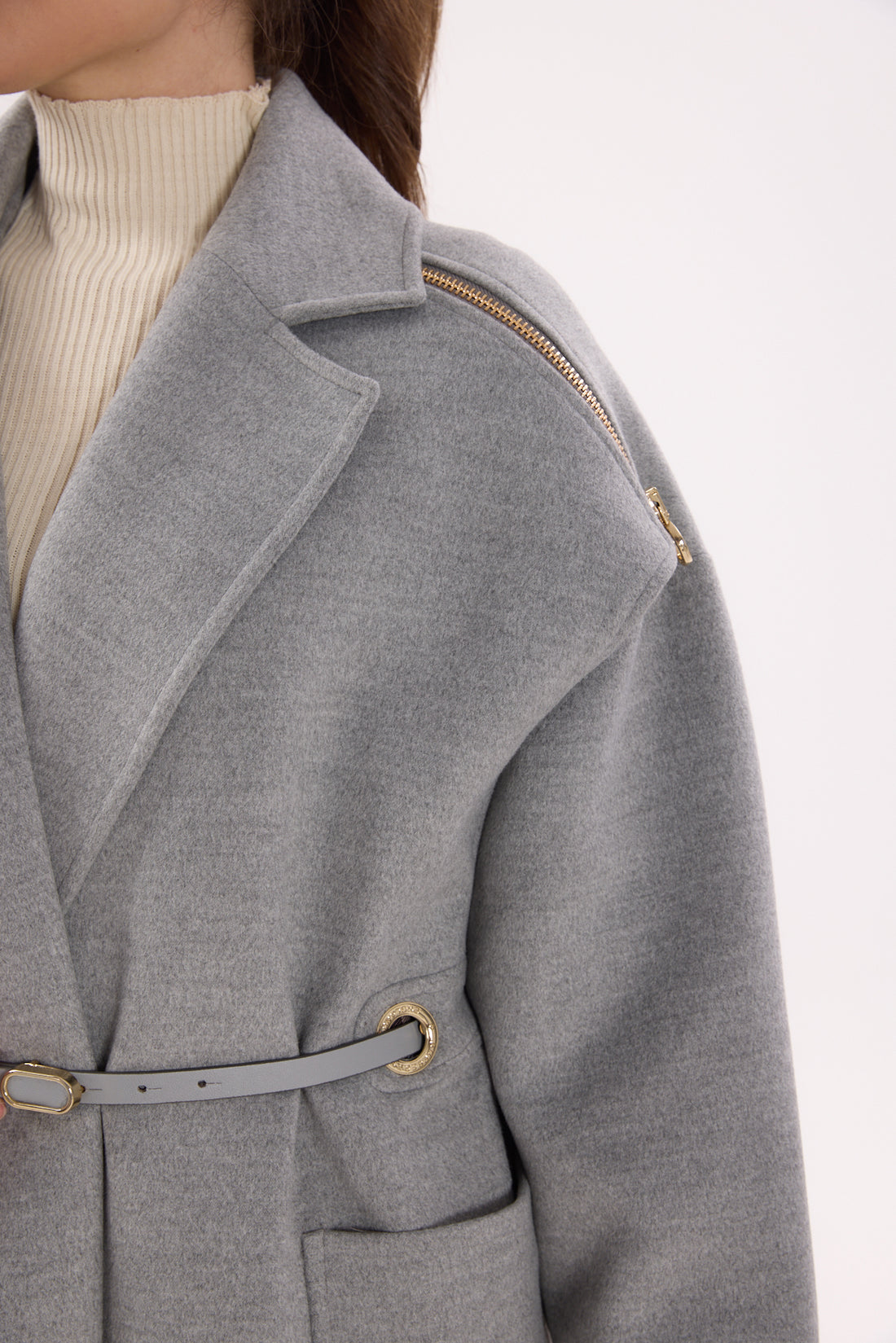 "Belmont" Gri Oversize Yün Kaban – Ekose Detaylı