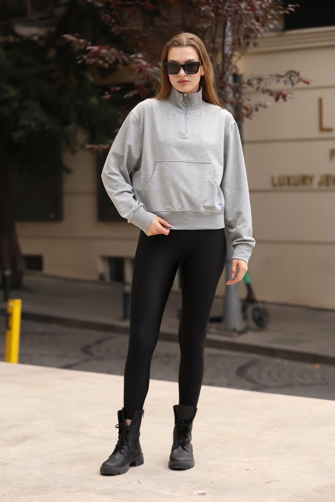 Gri Fermuarlı Kanguru Cepli Sweatshirt